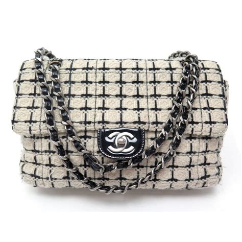 sac a main chanel blanc et noir|Chanel canada official site.